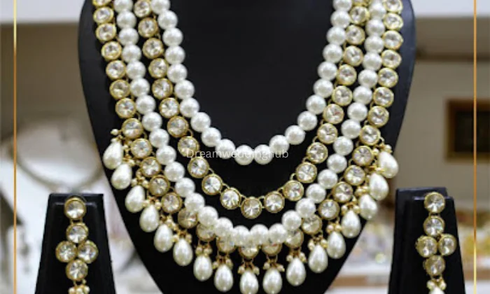 Eigs Imitation Jewellery